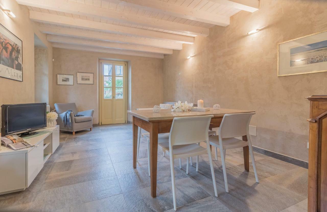 Del Duca Apartment Варенна Екстер'єр фото